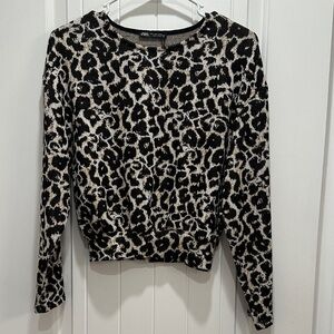 Zara Black and Cream Animal Print Sweatshirt
